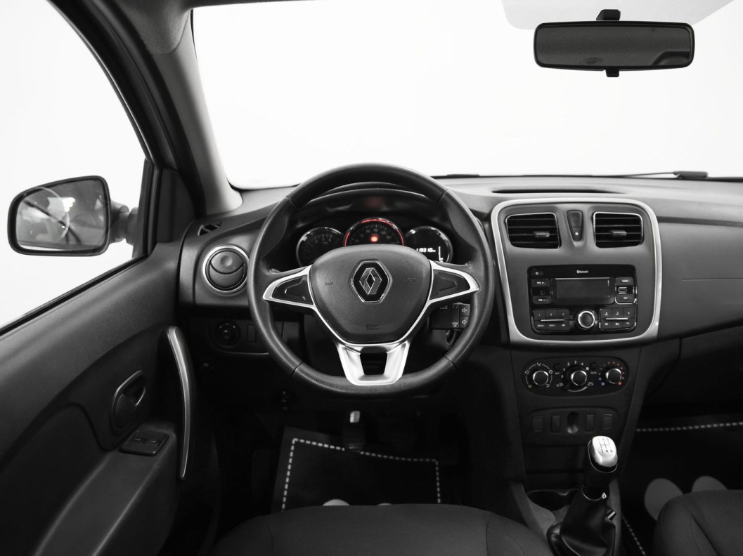 Renault Logan Drive 1.6 МКПП, 2022 фото 7