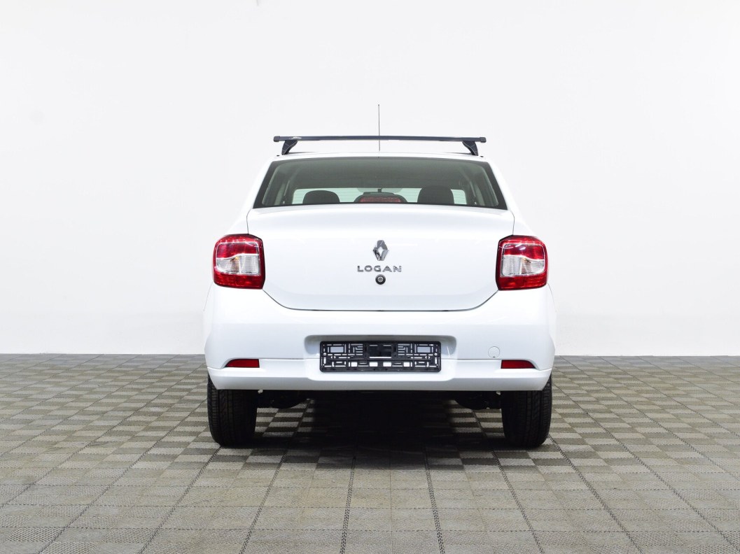 Renault Logan Drive 1.6 МКПП, 2022 фото 6
