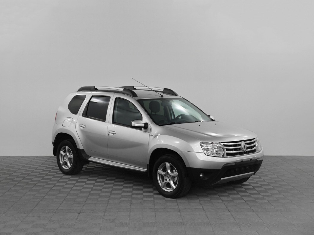 Renault Duster Privilege 2.0 АКПП, 2015 фото 1