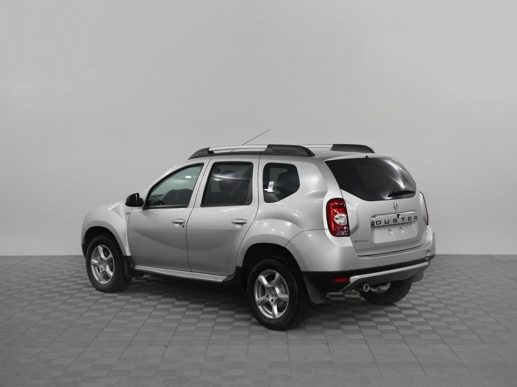 Renault Duster Privilege 2.0 АКПП, 2015 фото 4