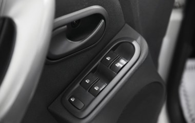 Renault Duster Privilege 2.0 АКПП, 2015 превью 10