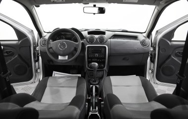 Renault Duster Privilege 2.0 АКПП, 2015 превью 12