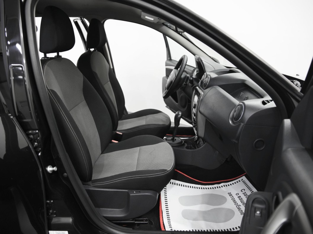 Renault Duster Privilege 2.0 , 2015 фото 9