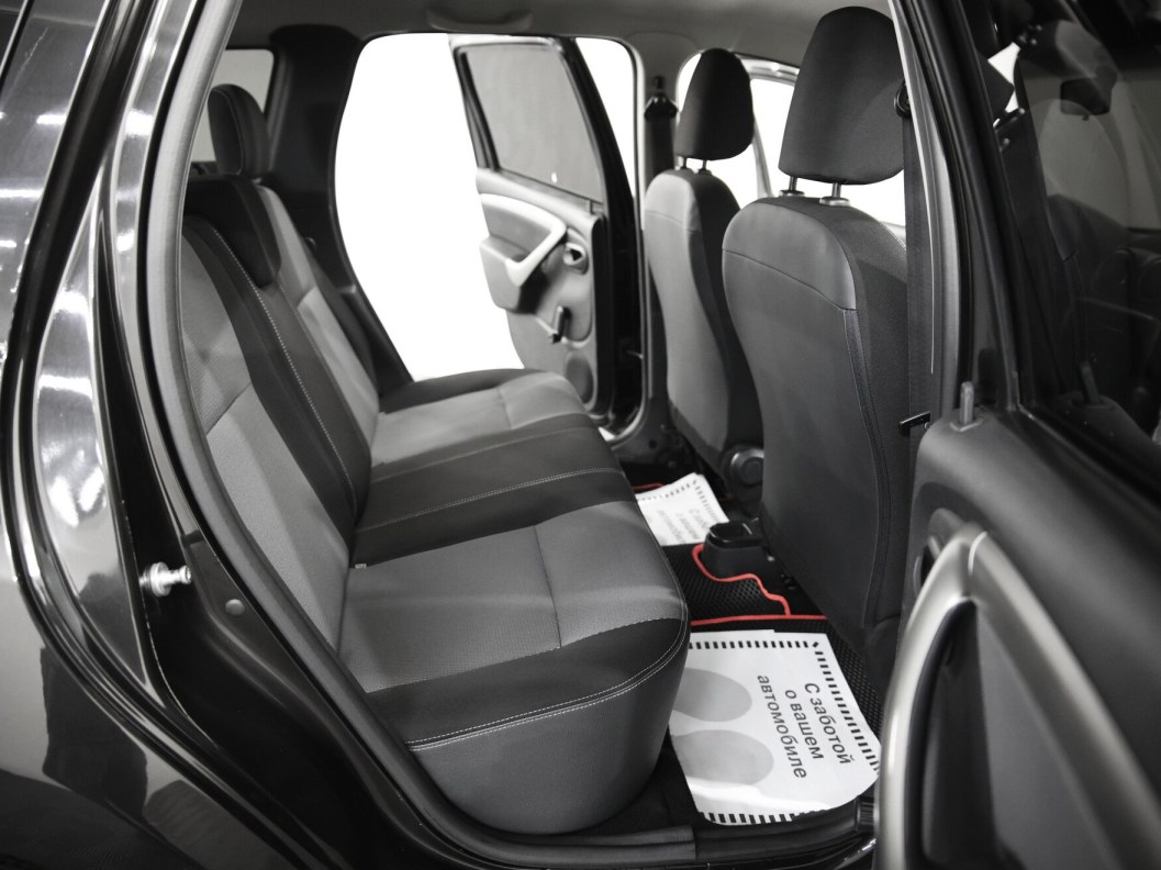 Renault Duster Privilege 2.0 , 2015 фото 11