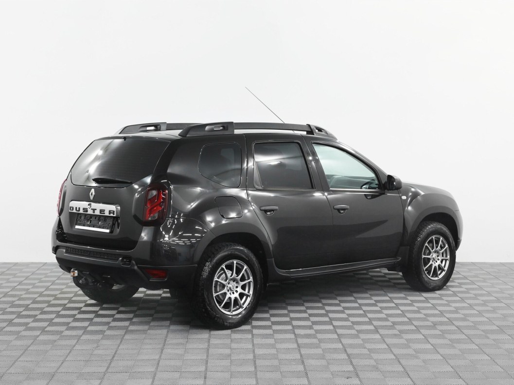 Renault Duster Privilege 2.0 МКПП, 2015 фото 4