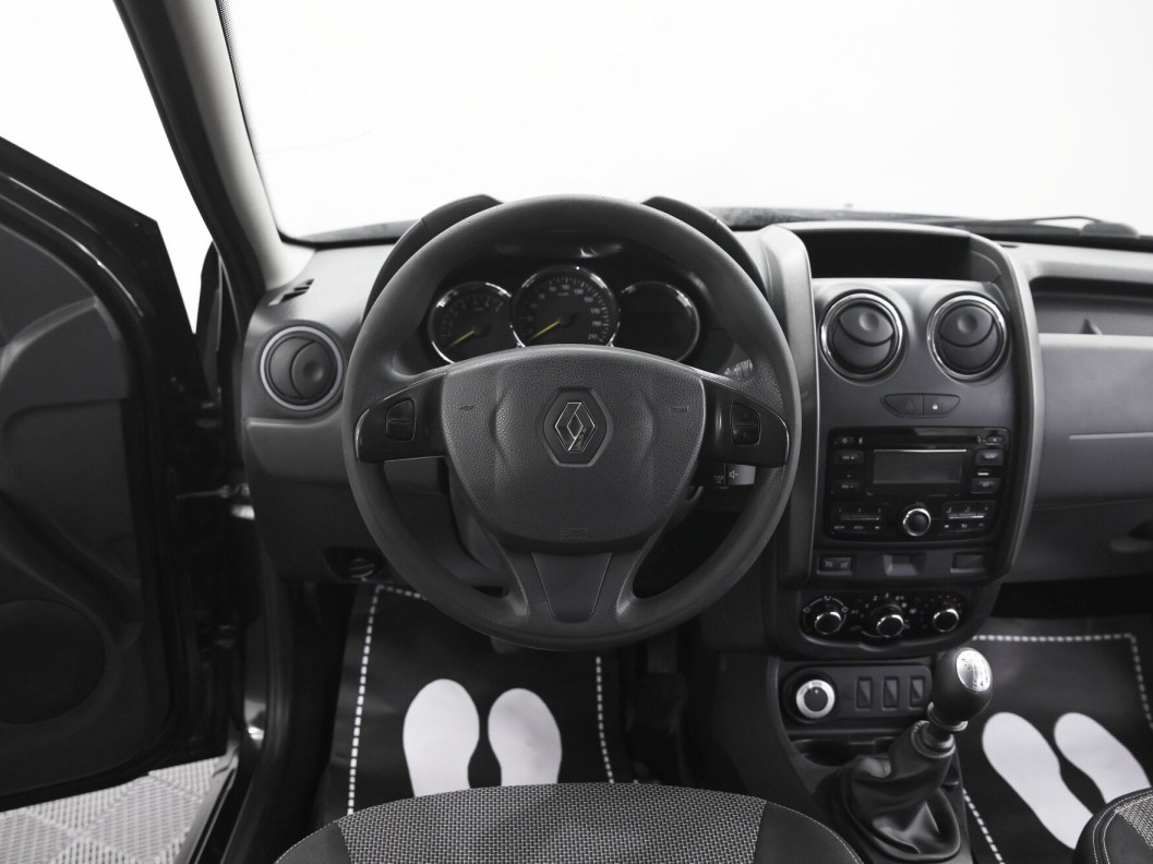 Renault Duster Privilege 2.0 МКПП, 2015 фото 7