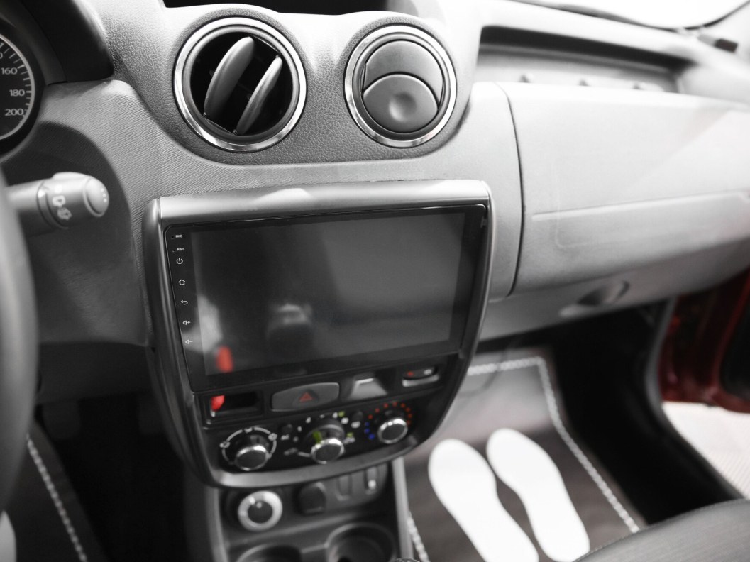 Renault Duster Luxe Privilege 2.0 МКПП, 2015 фото 13