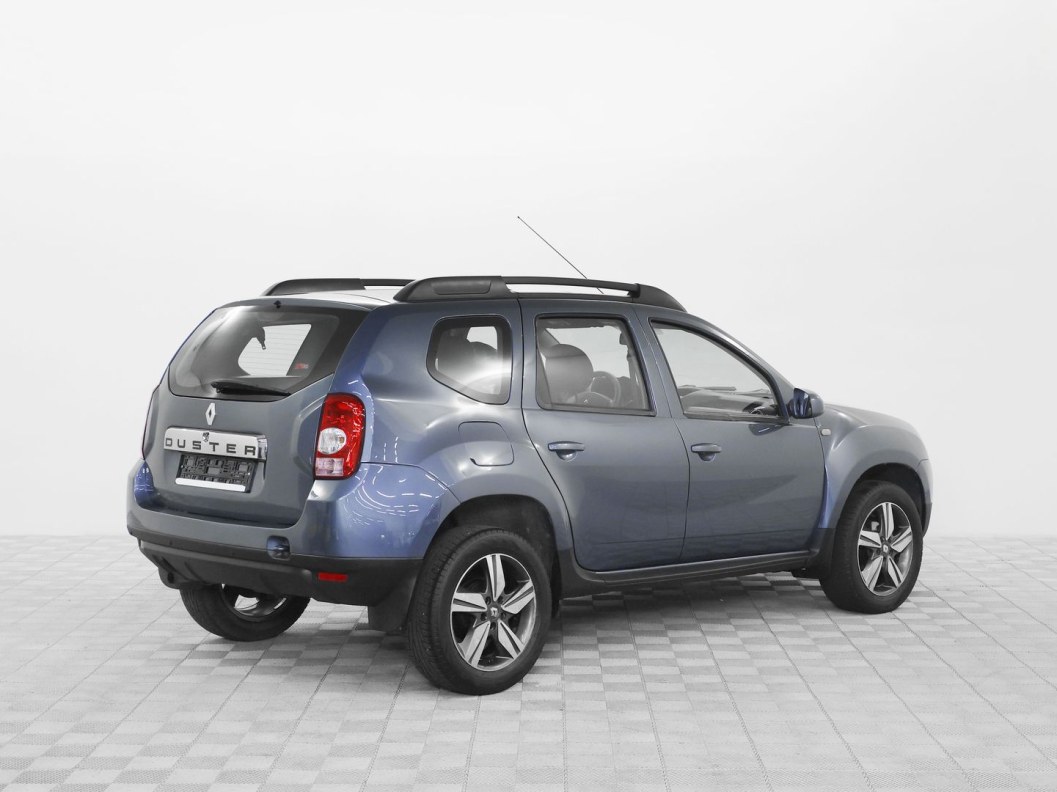 Renault Duster Privilege 2.0 АКПП, 2015 фото 3