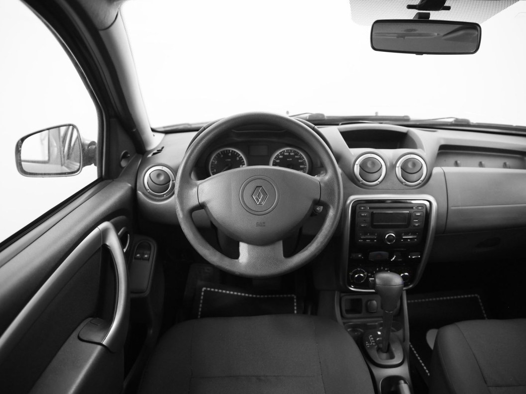 Renault Duster Privilege 2.0 АКПП, 2015 фото 6