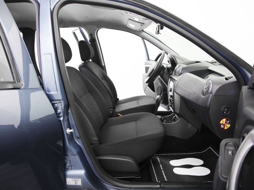 Renault Duster Privilege 2.0 АКПП, 2015 фото 8
