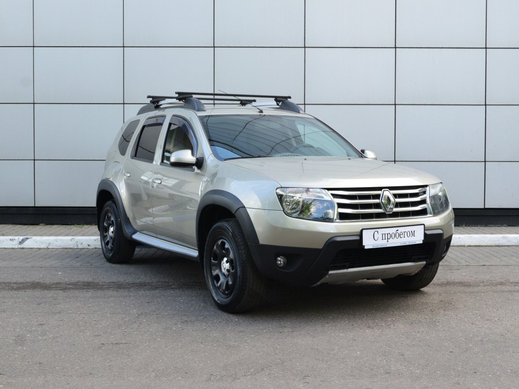 Renault Duster Privilege 1.6 МКПП, 2015 фото 1