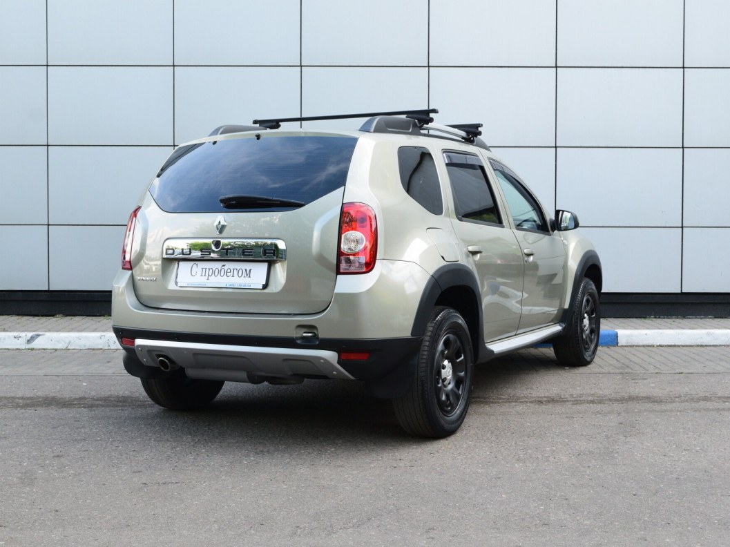 Renault Duster Privilege 1.6 МКПП, 2015 фото 5