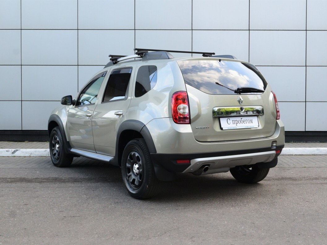 Renault Duster Privilege 1.6 МКПП, 2015 фото 7