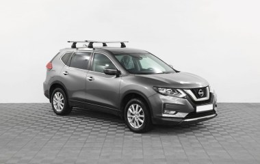 Nissan X-Trail SE