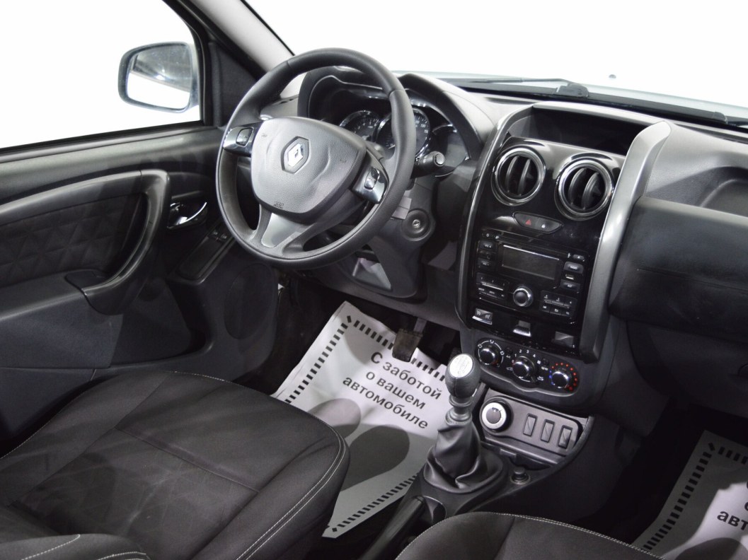 Renault Duster Privilege 1.6 МКПП, 2021 фото 7