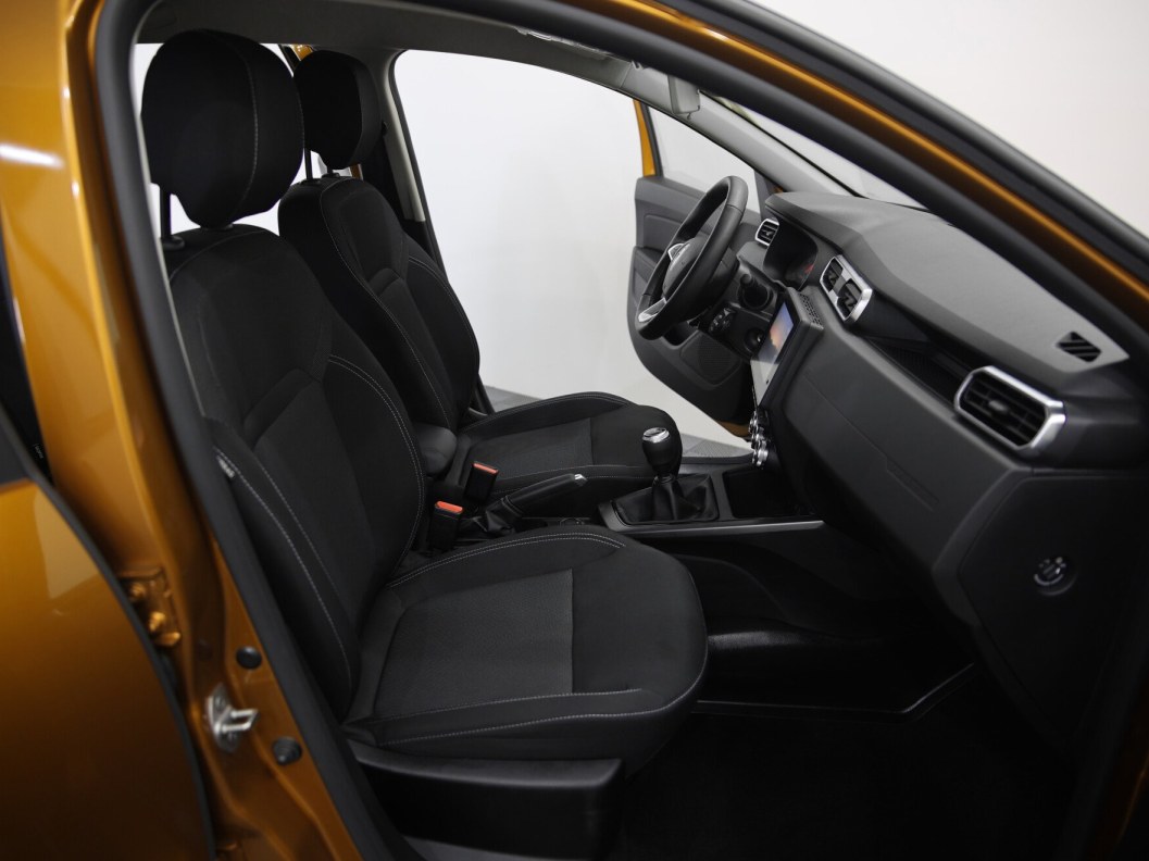 Renault Duster 1.6 МКПП, 2022 фото 8