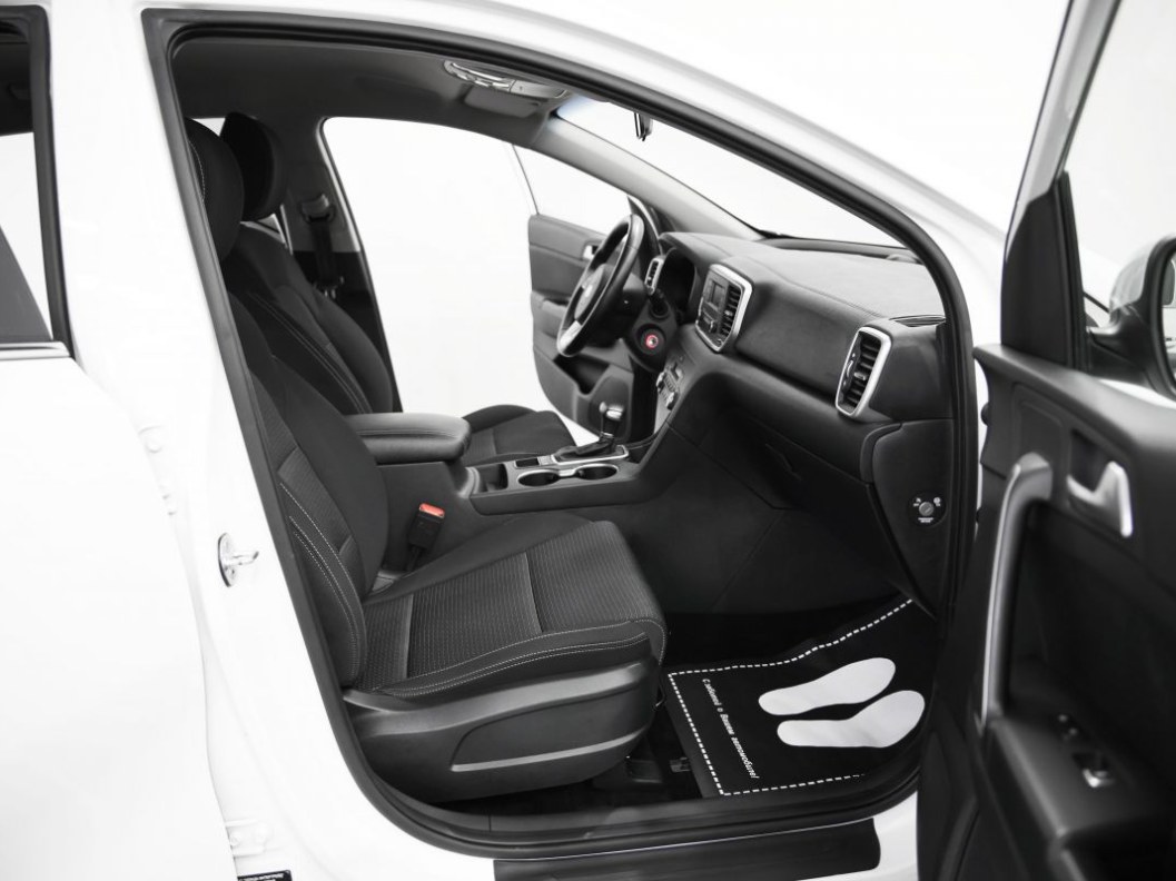 Kia Sportage Luxe 2.0 АКПП, 2020 фото 8