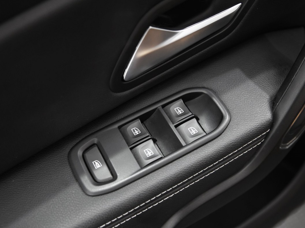 Renault Duster Drive CVT, 2022 фото 11