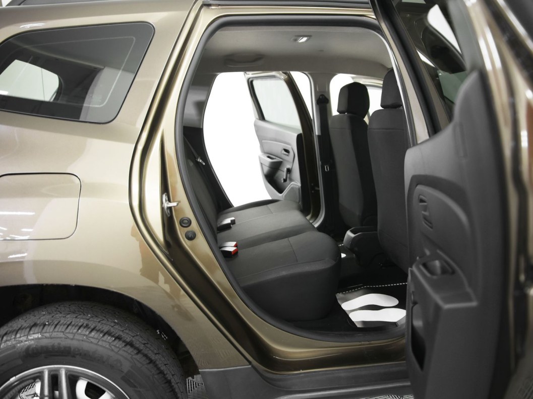 Renault Duster 1.6 МКПП, 2023 фото 11