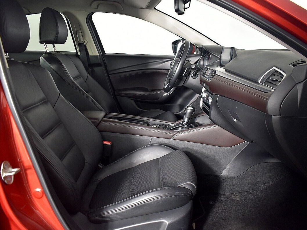 Mazda 6 2.5 АКПП, 2018 фото 9