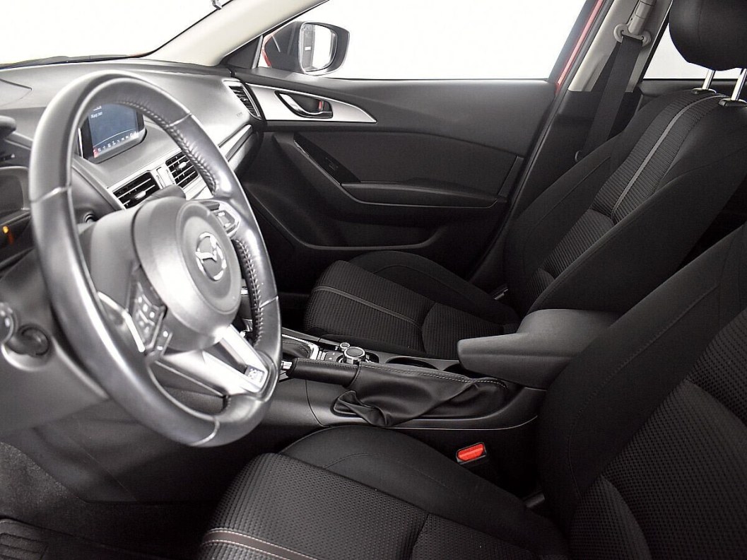 Mazda 3 1.5 АКПП, 2019 фото 3
