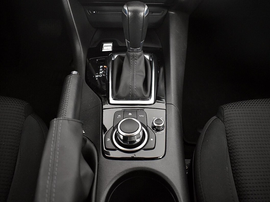 Mazda 3 1.5 АКПП, 2019 фото 6