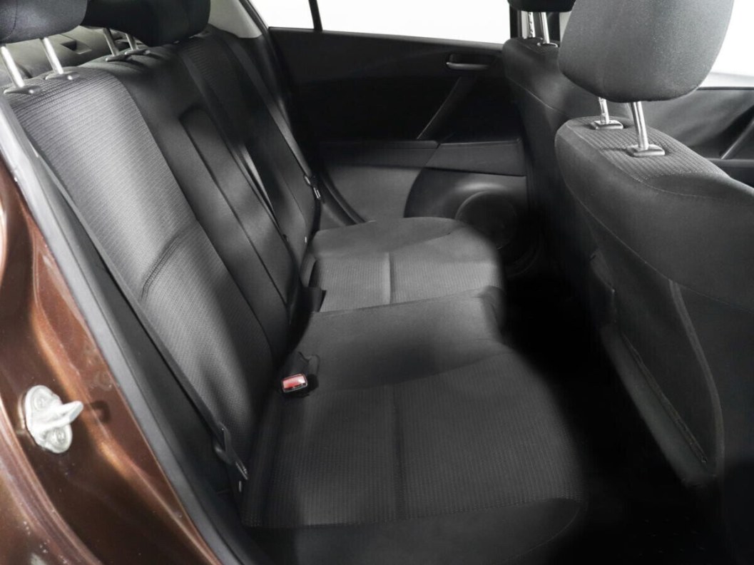 Mazda 3 1.6 АКПП, 2012 фото 9