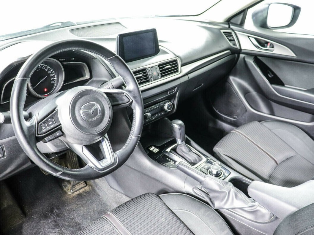 Mazda 3 1.5 АКПП, 2016 фото 5